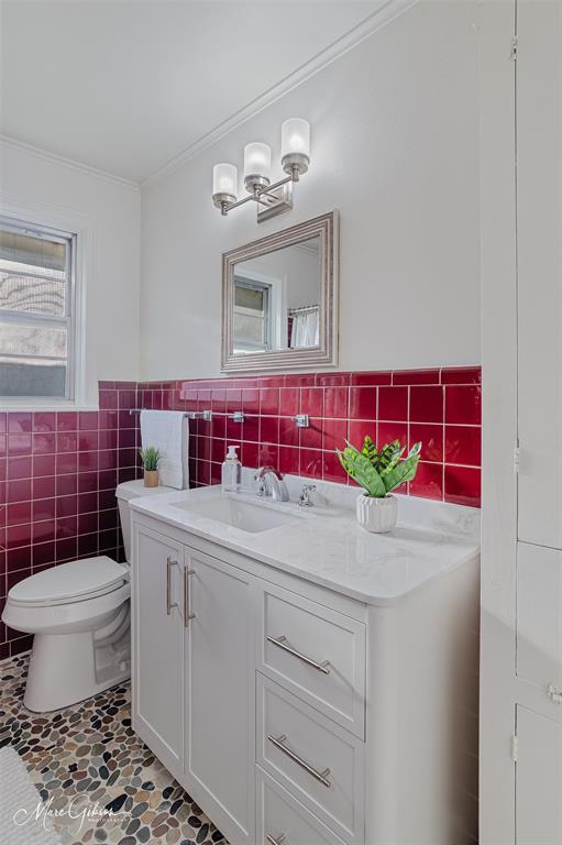 137 Lynn Avenue Property Photo 15