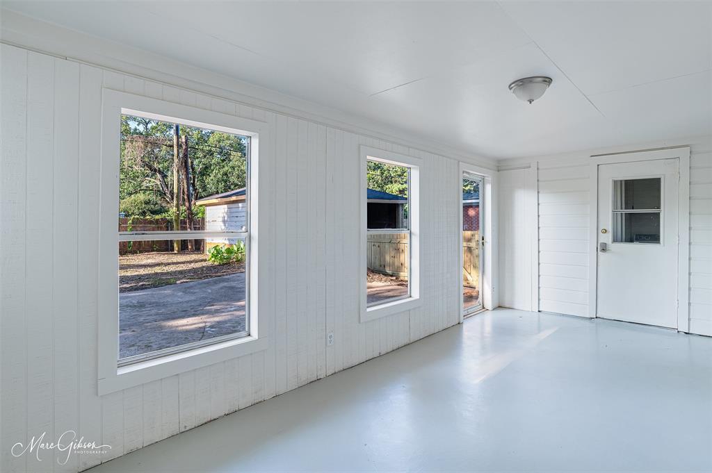 137 Lynn Avenue Property Photo 18