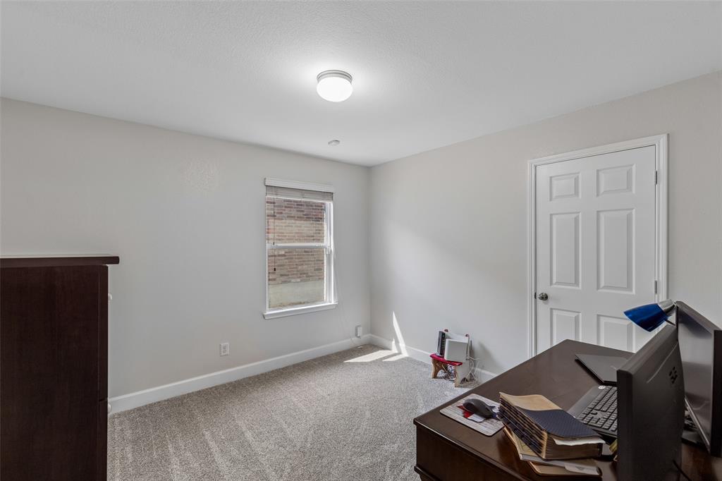 3022 Pinyon Place Property Photo 22