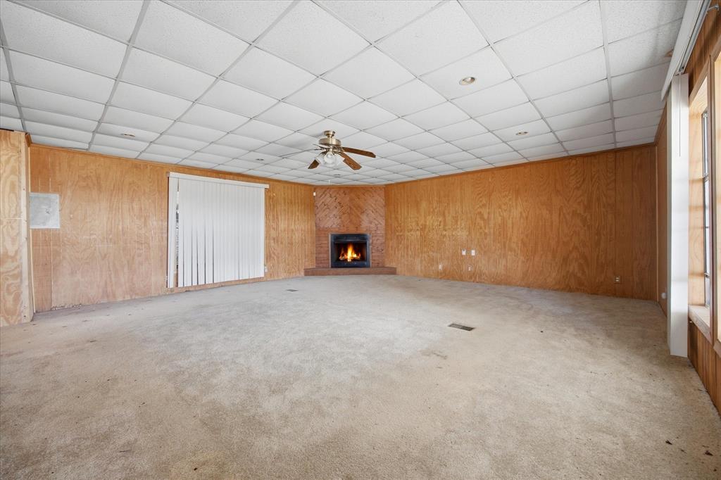 1311 E Main Street Property Photo 8