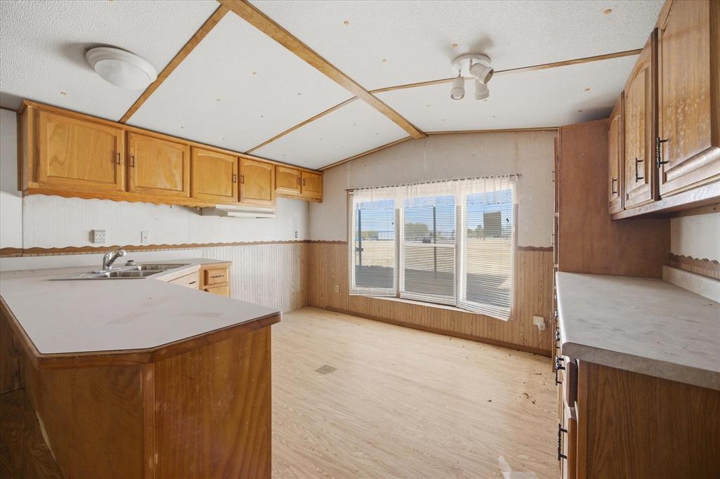 1311 E Main Street Property Photo 13