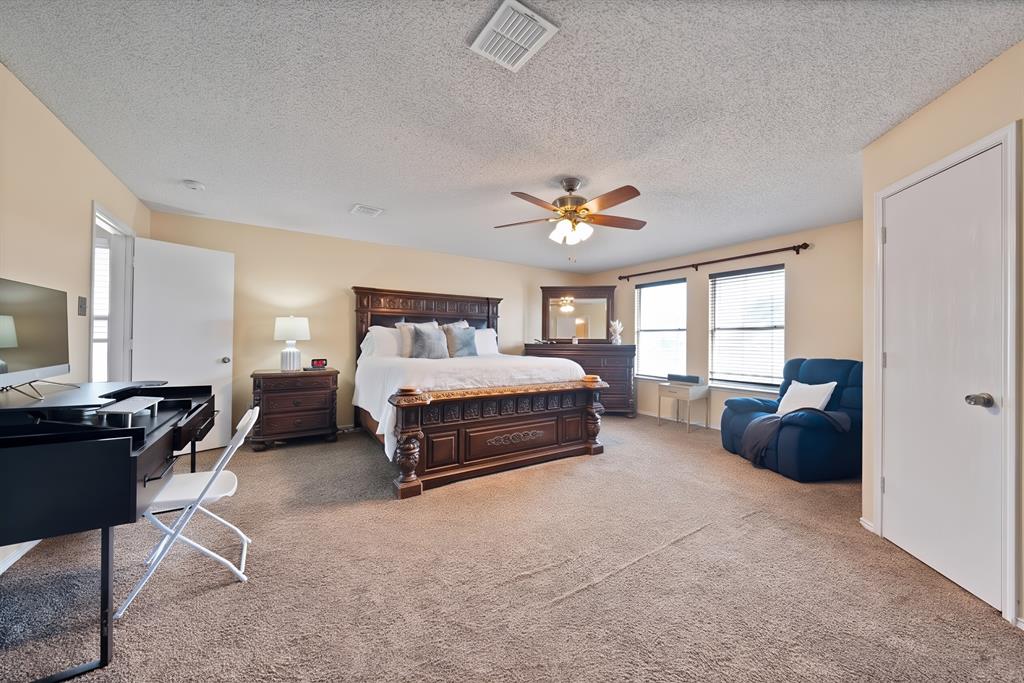 2326 Mcintosh Court Property Photo 13