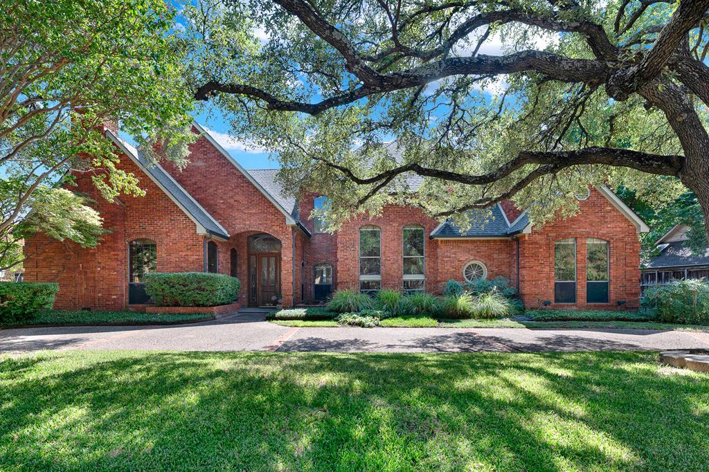 4824 Briargrove Lane Property Photo 1