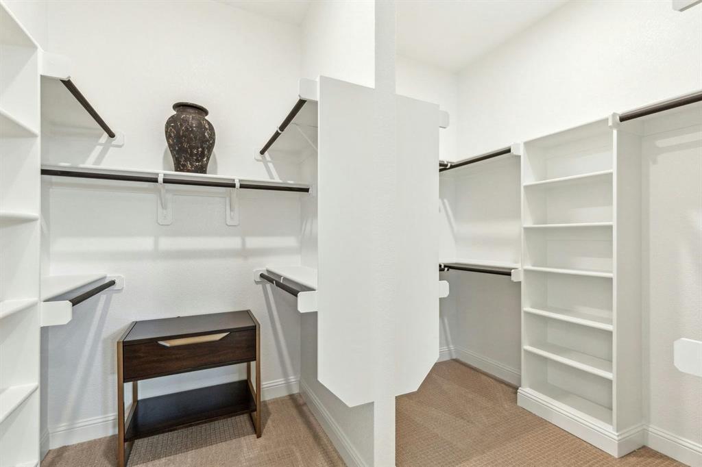 520 Birthright Lane Property Photo 16