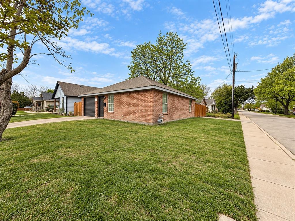 1102 Hamilton Street Property Photo 3