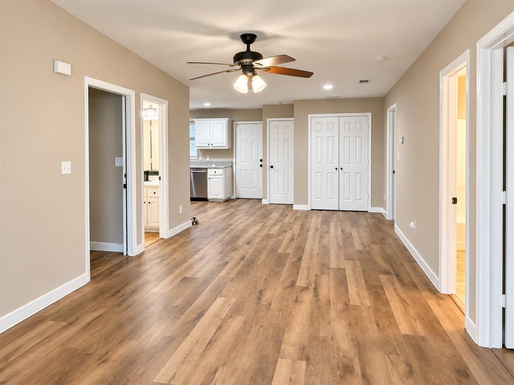 1102 Hamilton Street Property Photo 4