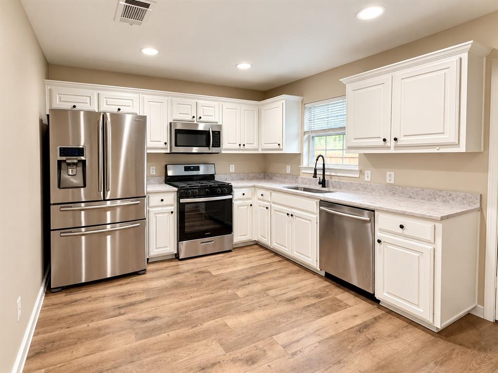 1102 Hamilton Street Property Photo 14