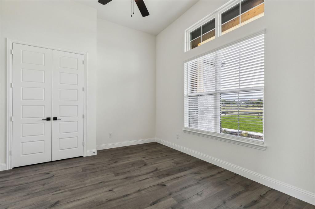 527 Birthright Lane Property Photo 10