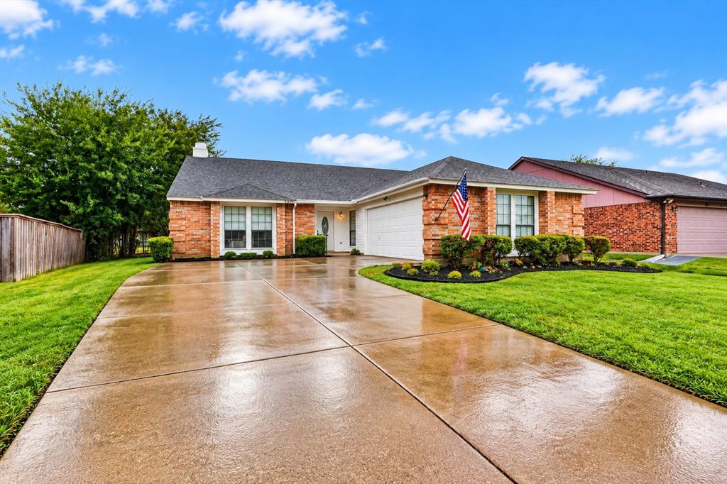529 Redbud Drive Property Photo 1