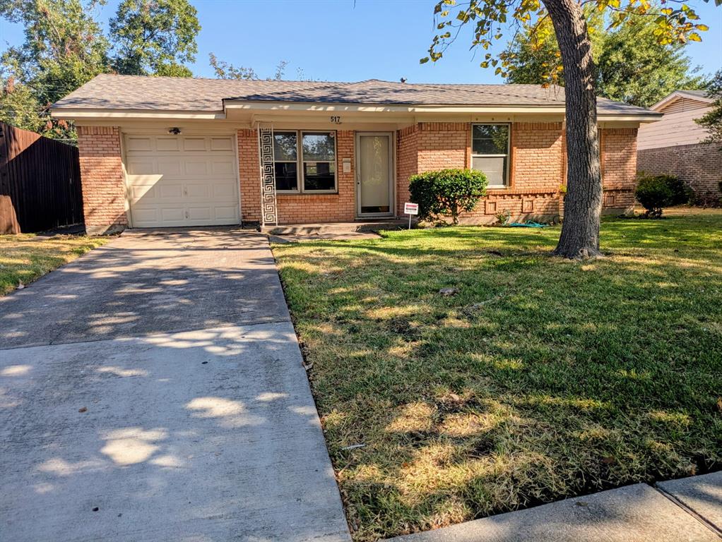 517 E Tyler Street Property Photo 1