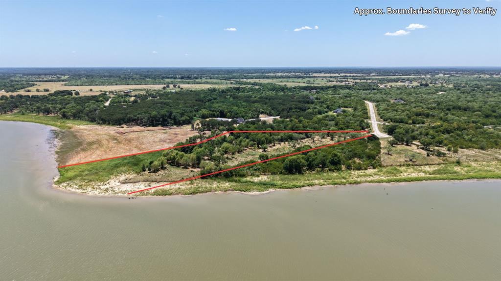 8424 Edgewater Drive Property Photo 1