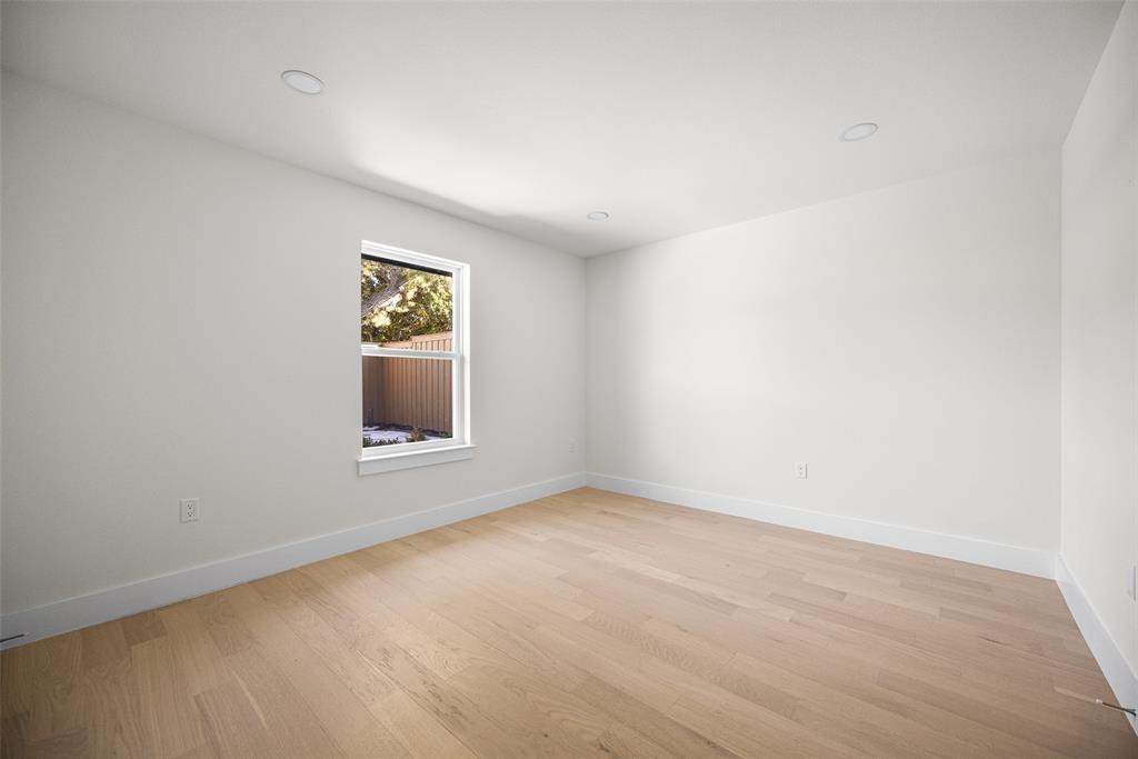 7247 La Sobrina Drive Property Photo 24