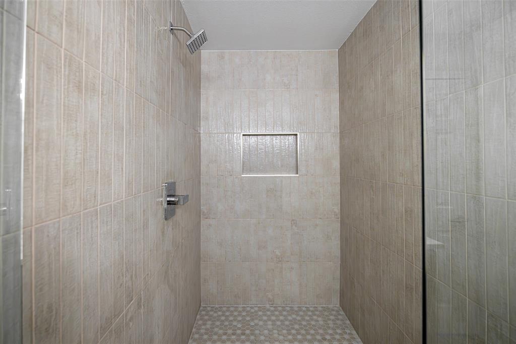 7247 La Sobrina Drive Property Photo 27