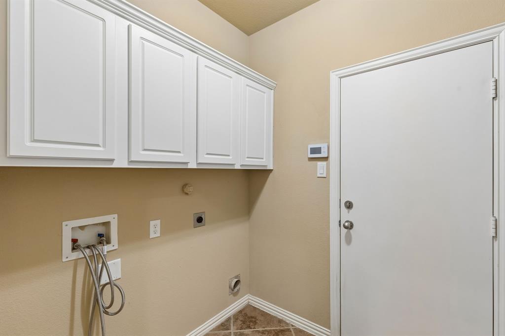 4145 Cobblestone Drive Property Photo 15