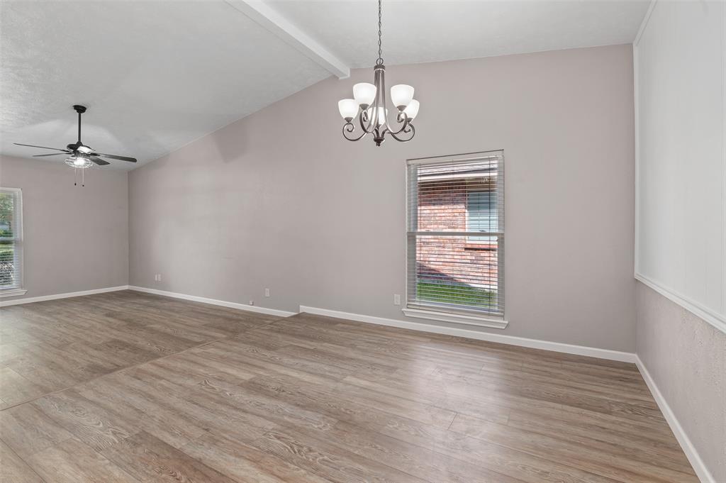 1418 Paris Drive Property Photo 9