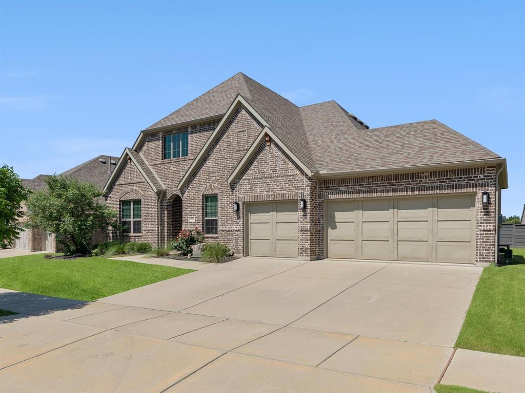 7025 Central Court Property Photo 1