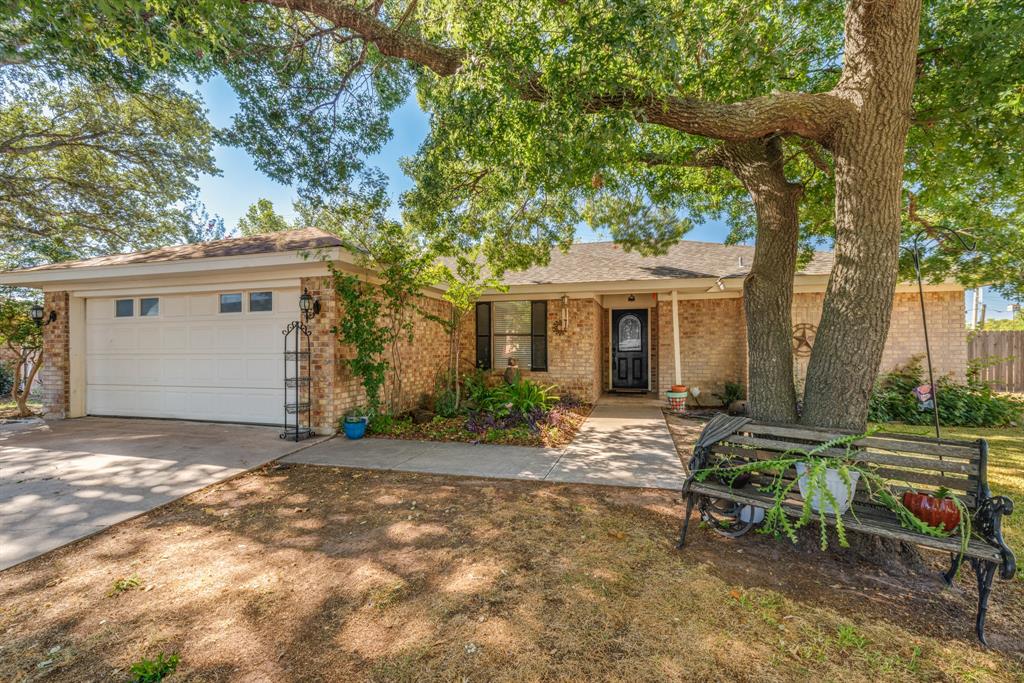 130 Century Lane Property Photo 1