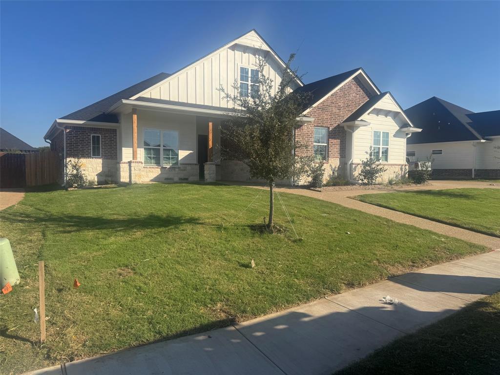 10209 Charmwood Drive Property Photo 1
