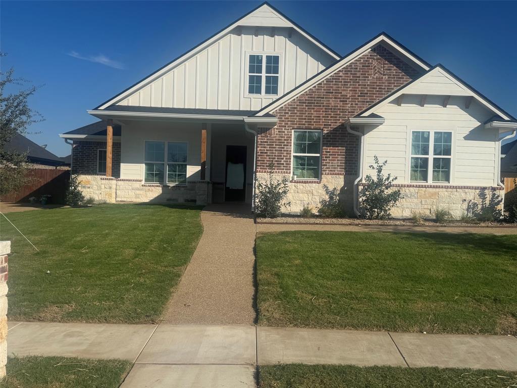 10209 Charmwood Drive Property Photo 4