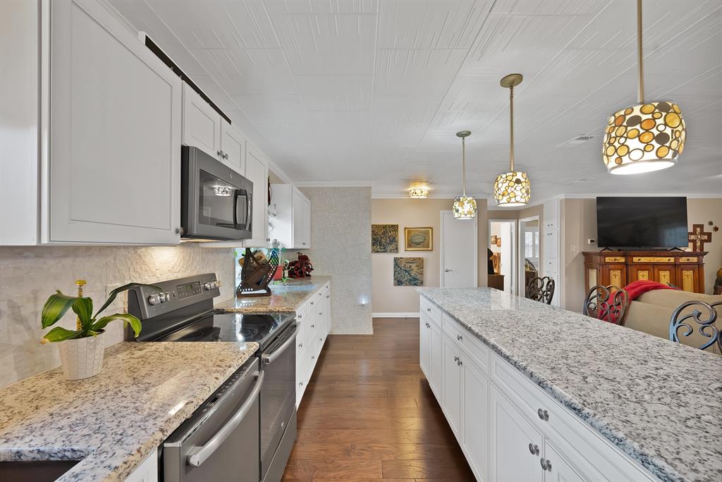4101 Newport Bay Court Property Photo 9