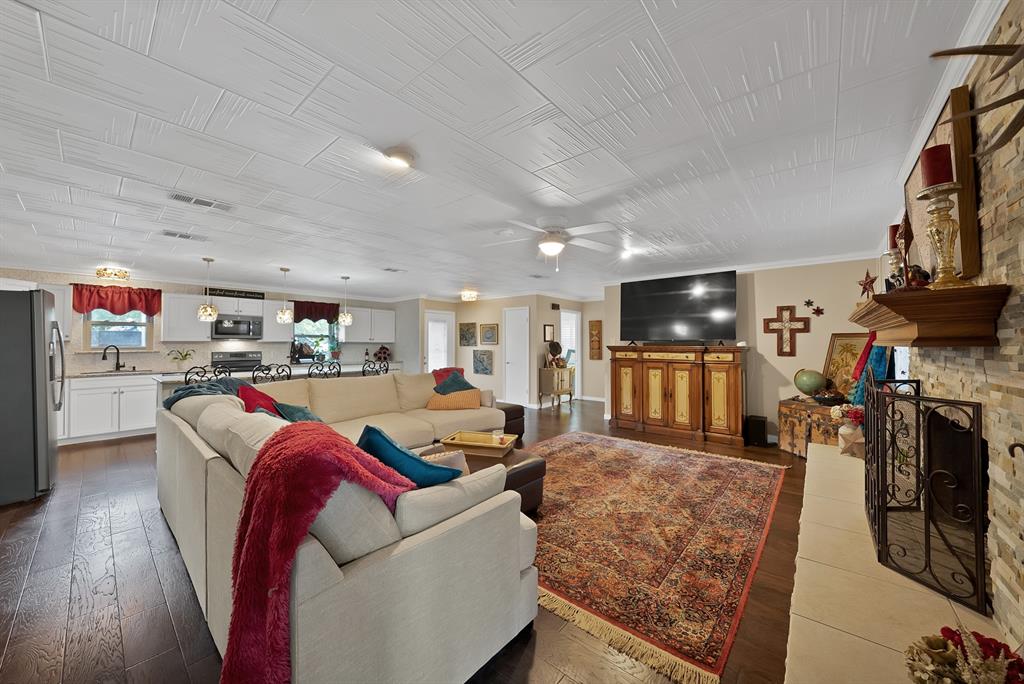 4101 Newport Bay Court Property Photo 12