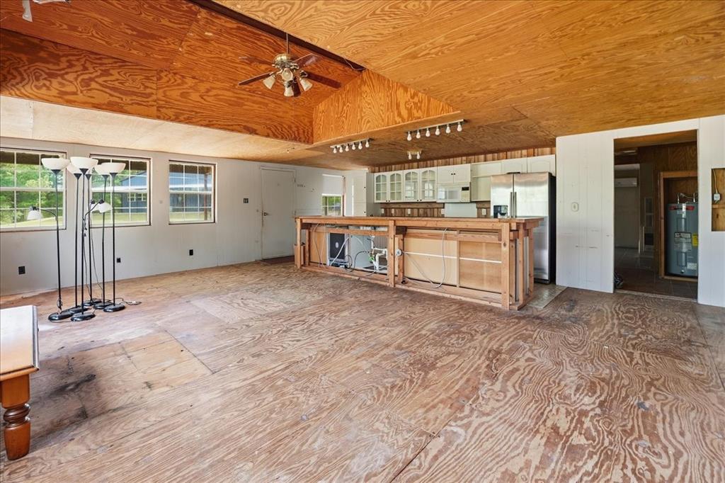 448 County Road 3955 Property Photo 31