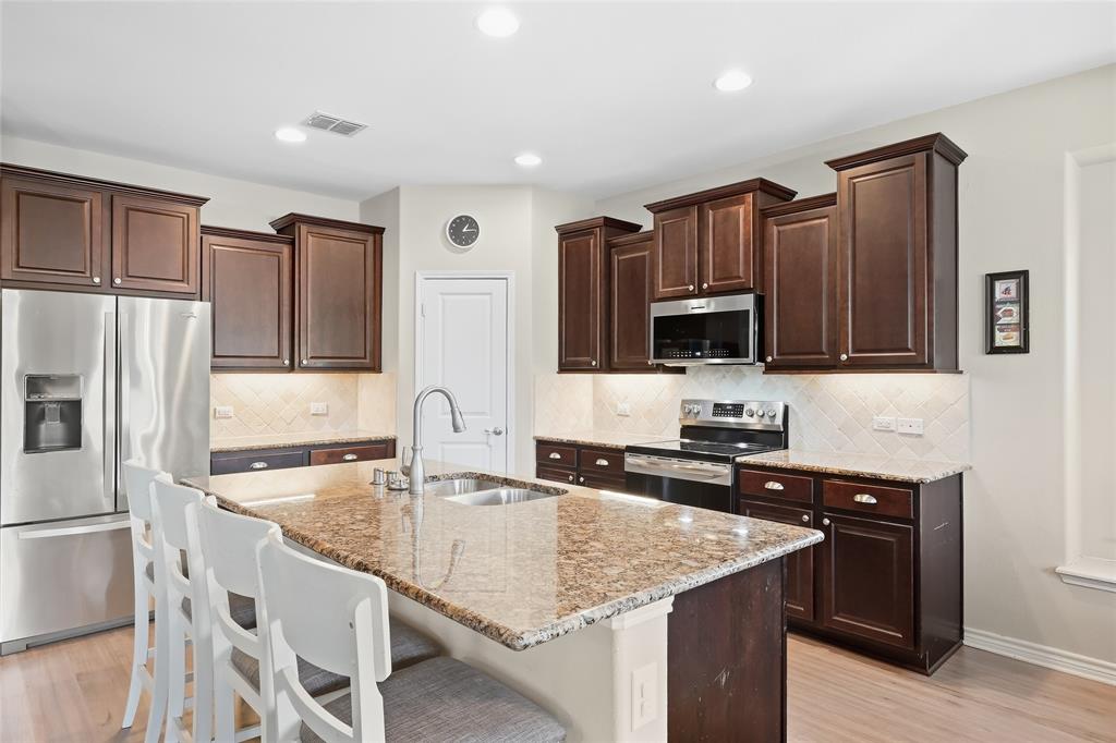 11305 Gibbons Creek Drive Property Photo 13