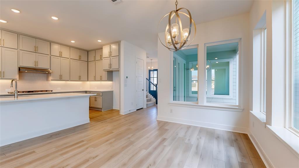 1618 Roundup Way Property Photo 10