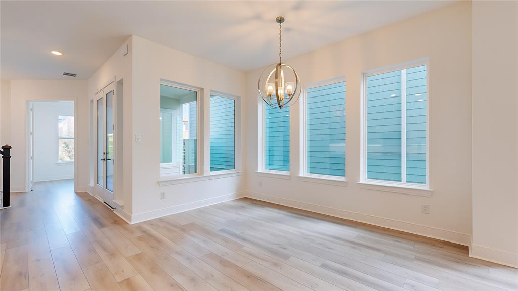 1618 Roundup Way Property Photo 11