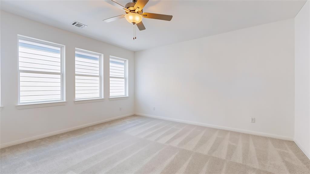 1618 Roundup Way Property Photo 16