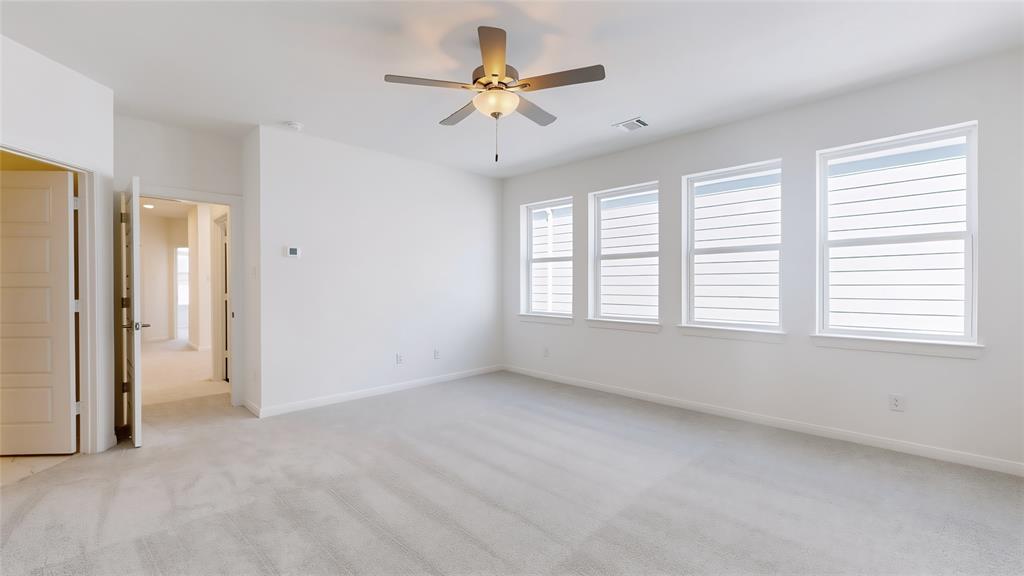1618 Roundup Way Property Photo 17
