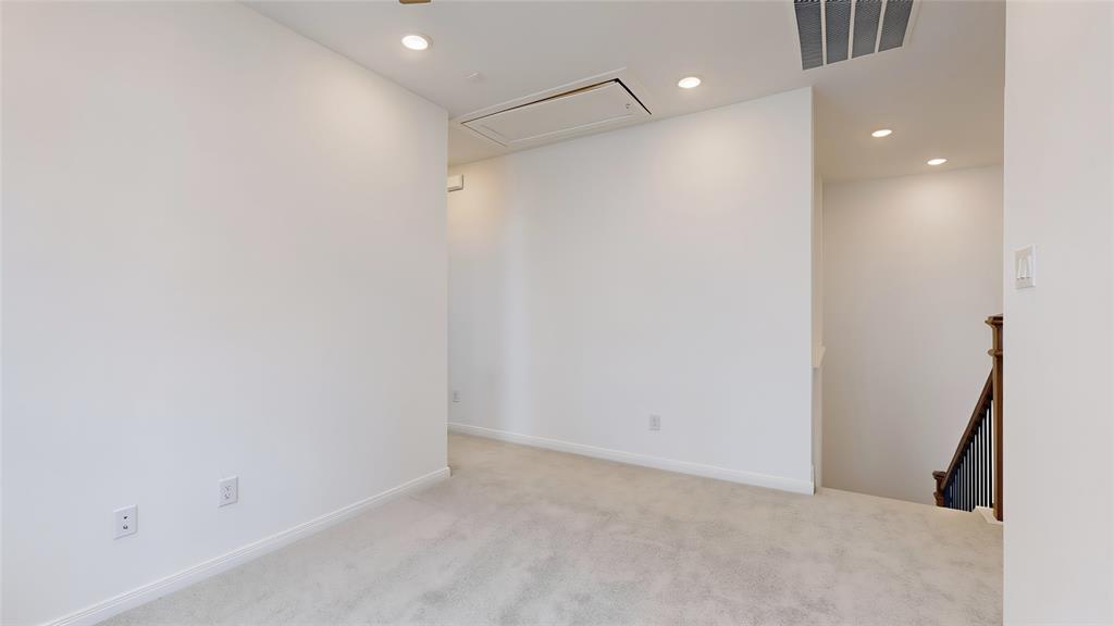 1618 Roundup Way Property Photo 23