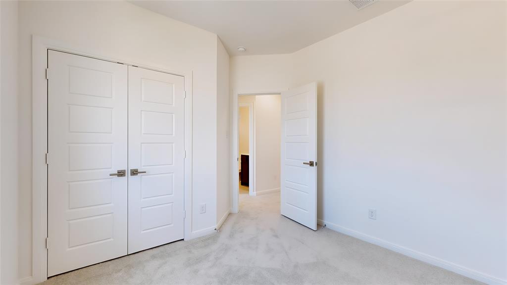 1618 Roundup Way Property Photo 26
