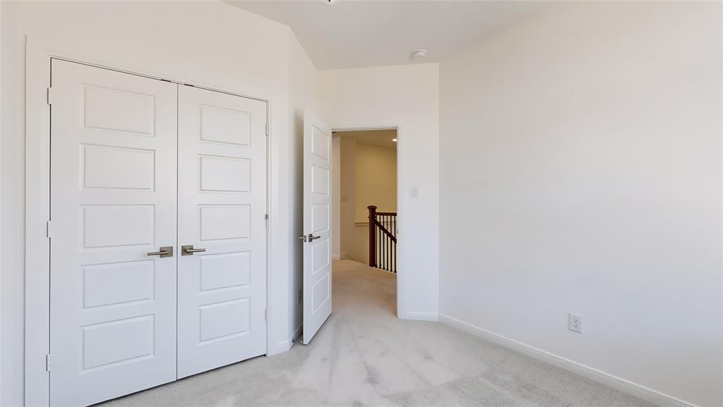 1618 Roundup Way Property Photo 30