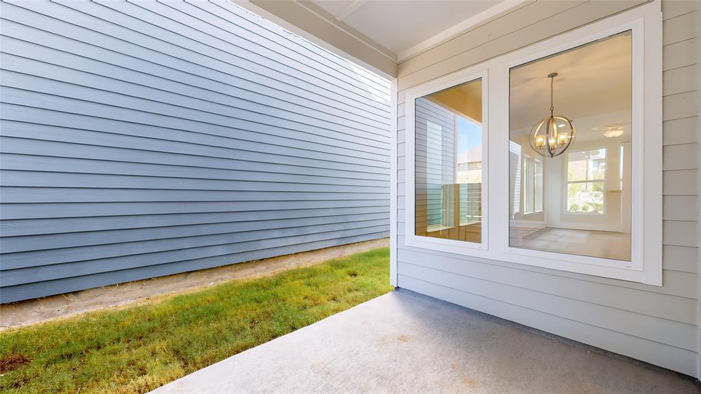 1618 Roundup Way Property Photo 33