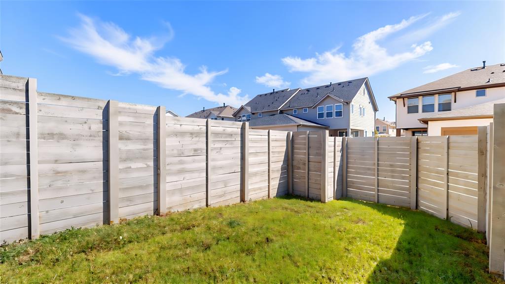 1618 Roundup Way Property Photo 34