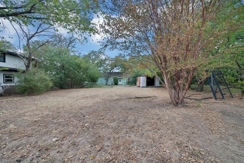 1104 Glenda Drive Property Photo 3