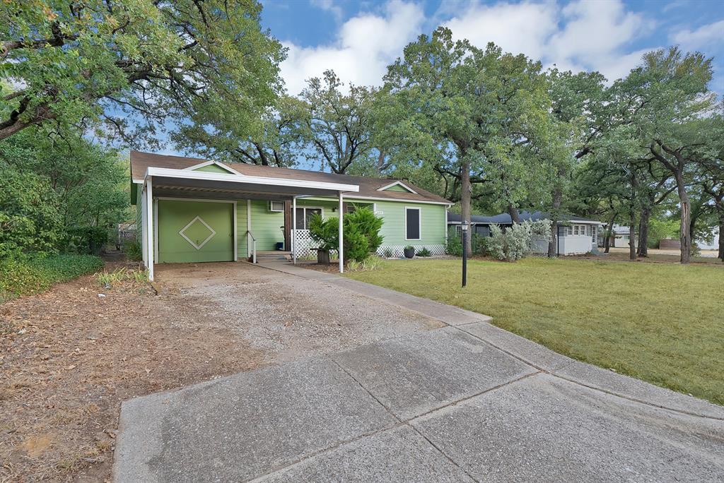 1104 Glenda Drive Property Photo 5
