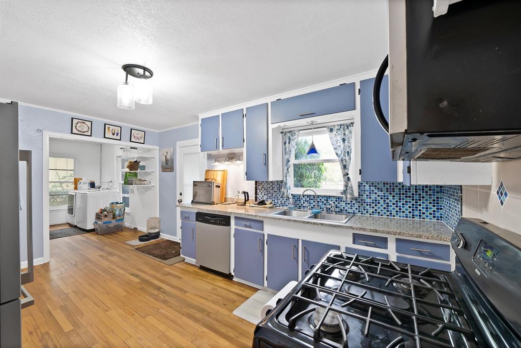 1104 Glenda Drive Property Photo 22
