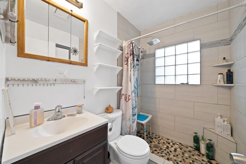 1104 Glenda Drive Property Photo 26