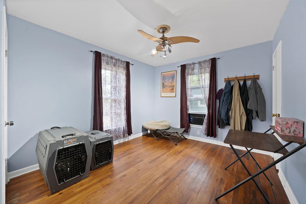 1104 Glenda Drive Property Photo 27