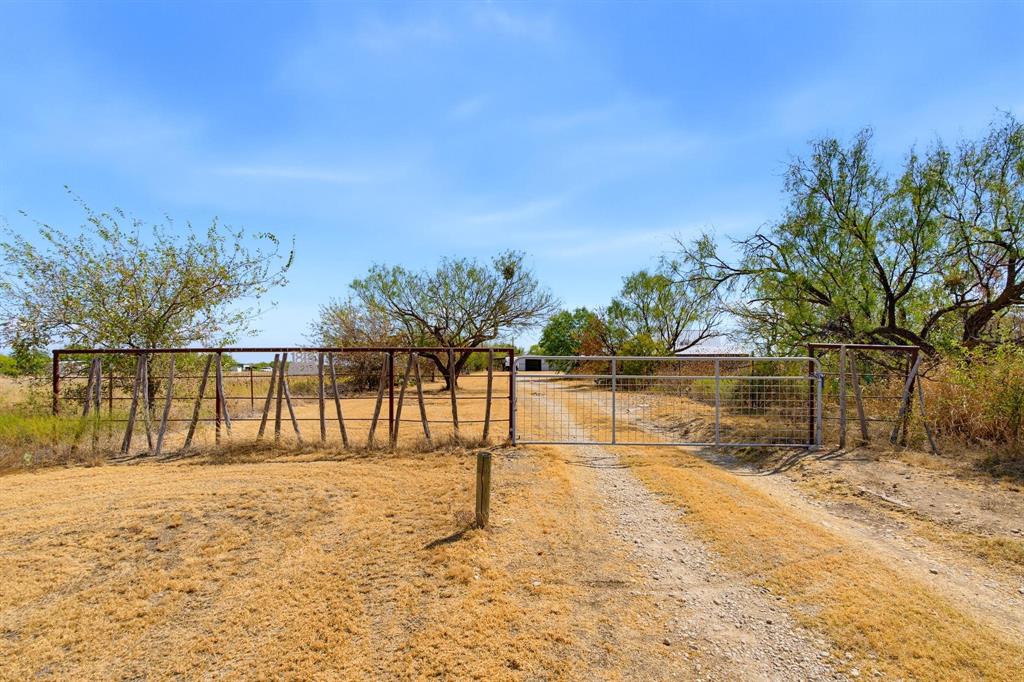 1818 S County Road 215 Property Photo 2
