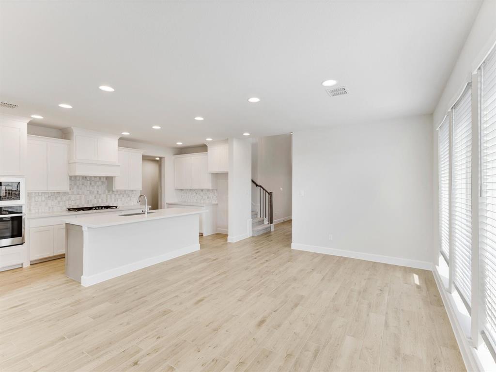 2303 Butler Avenue Property Photo 18