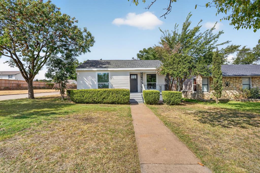 4044 Stanley Avenue Property Photo 1