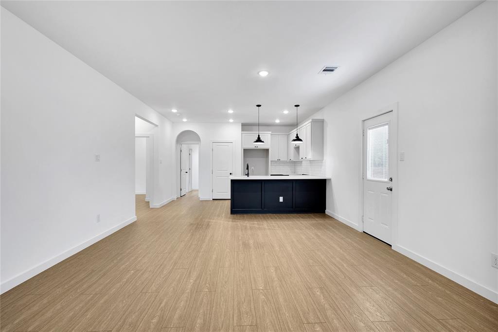 4410 Hamilton Avenue Property Photo 8