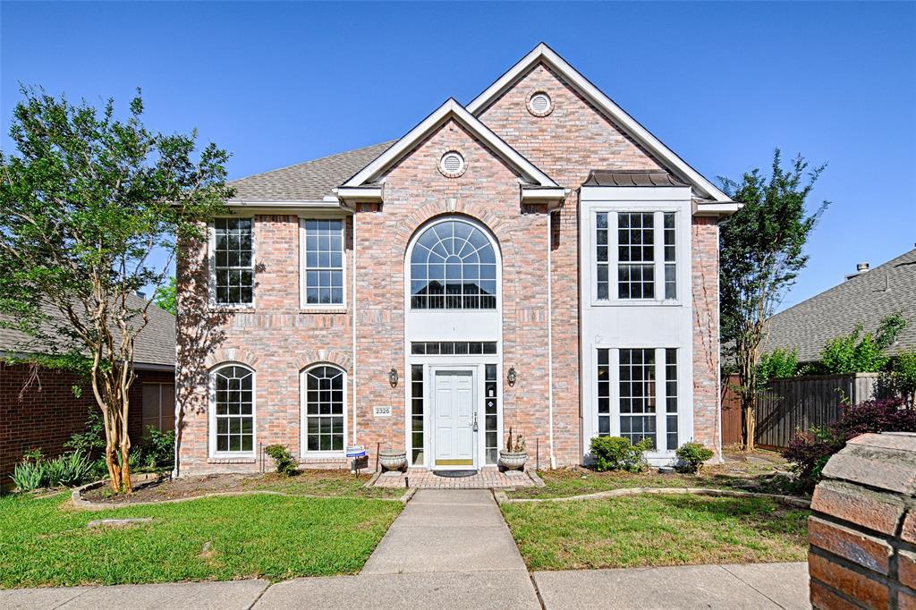 2325 Havard Oak Drive Property Photo 3