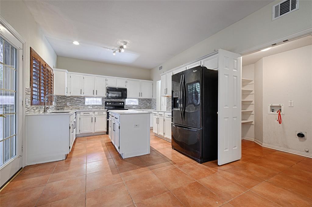 2325 Havard Oak Drive Property Photo 15
