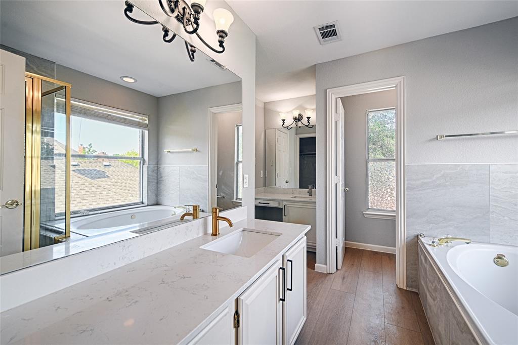 2325 Havard Oak Drive Property Photo 25