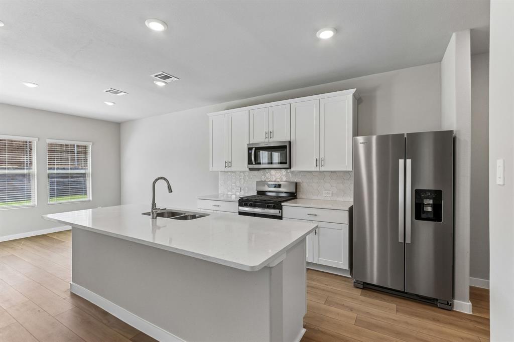 2309 Windsong Path Property Photo 1