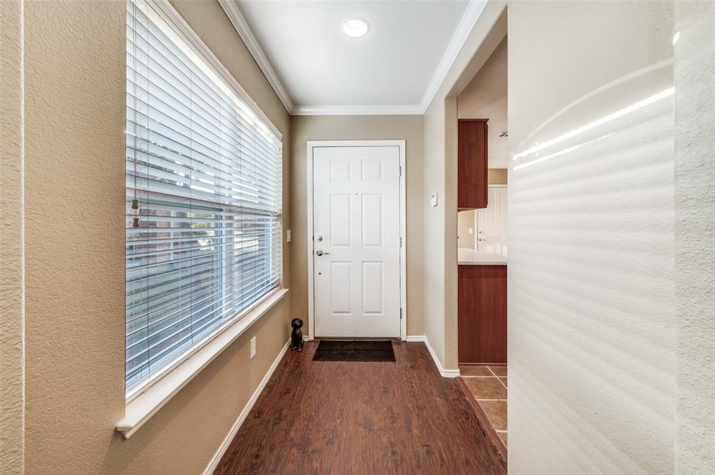 1216 Troon Drive Property Photo 4